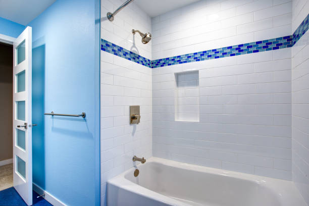 Feature Image_015_shower shelving for tile